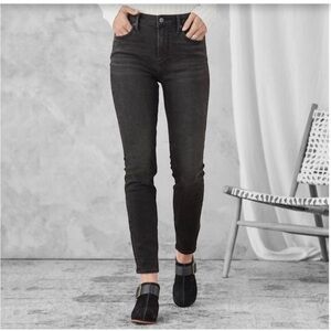 DRIFTWOOD Jackie High Rise Jeans
